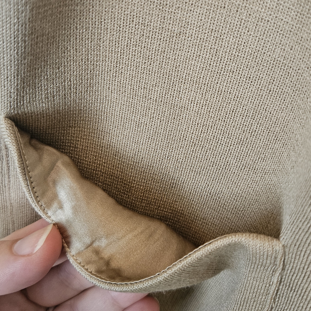St. John Beige Robe - Picture 6 of 9
